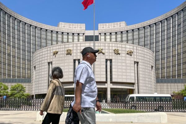 China cuts banks' reserve ratio as economic growth sputters