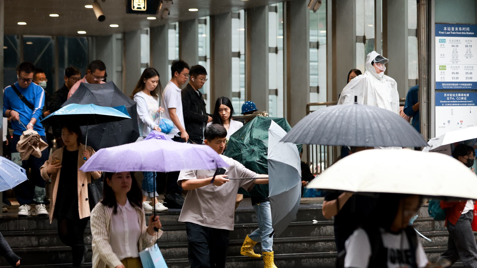 China stimulus calls are growing louder, at home and abroad