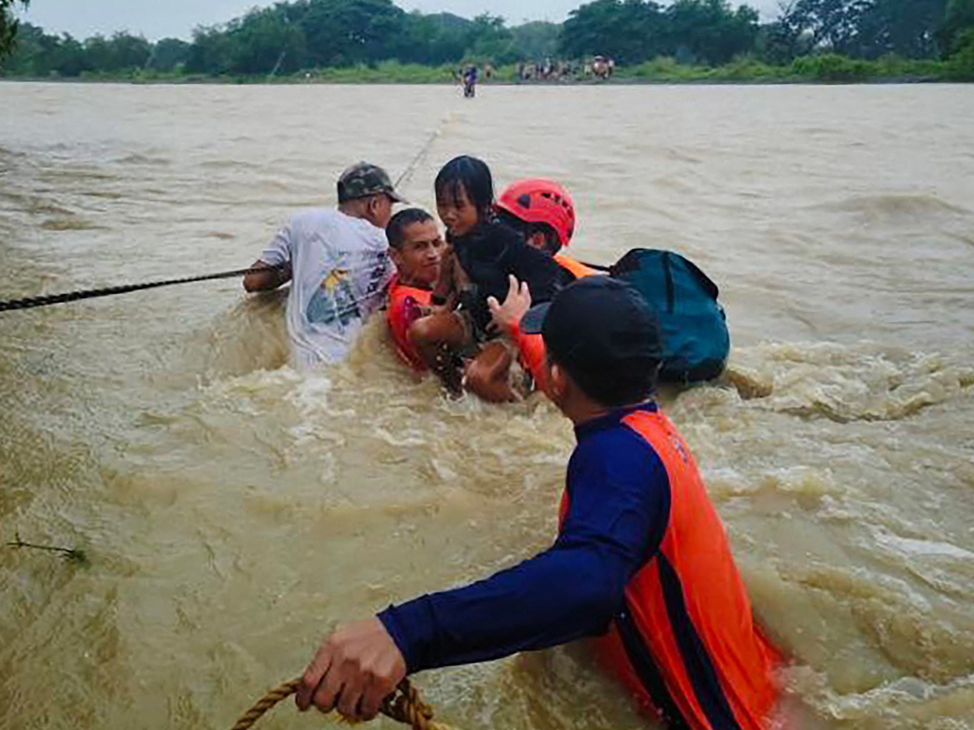 Shanghai shuts flights, halts train services as Typhoon Bebinca approaches | Weather News