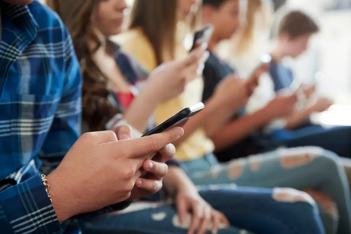 More States to ban or restrict cell phone use in schools