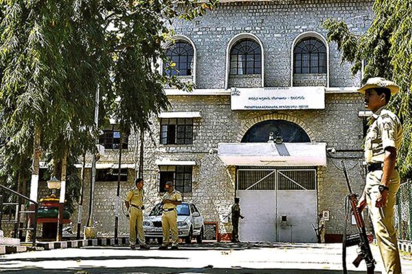 Just days after govt.’s tough message, mobile phones ring again at Central Prison