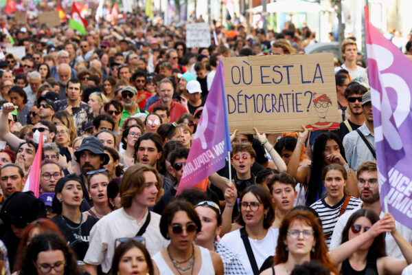 100,000 protest Macron’s appointment of Michel Barnier as French PM | Protests