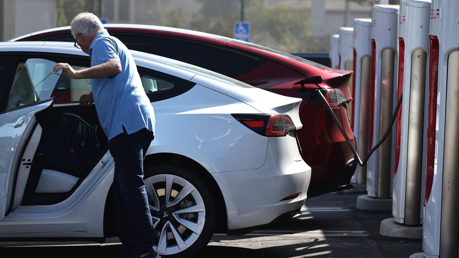 Global EV market to soar to $2,108 billion by 2033, with 23% CAGR: Report
