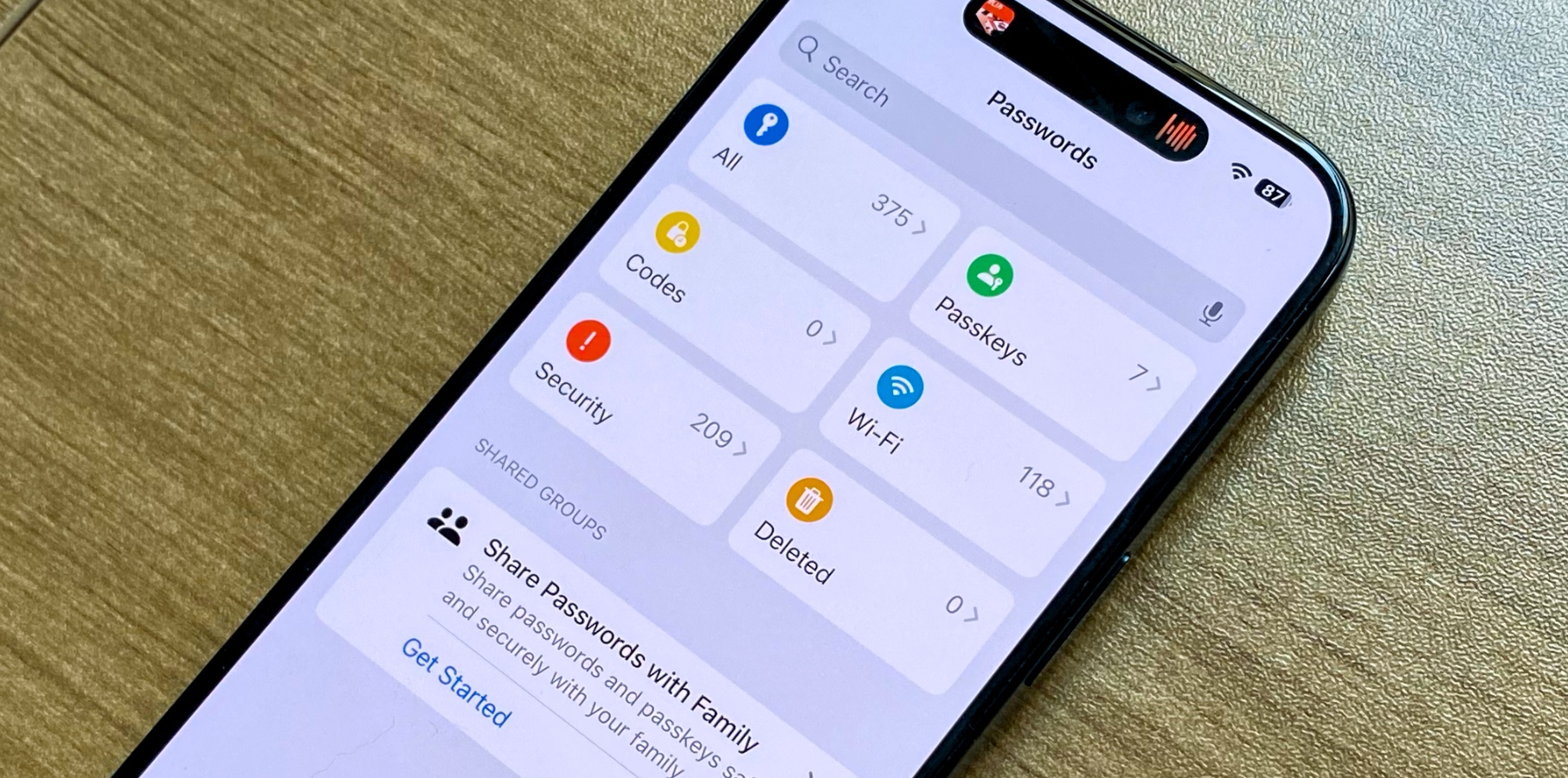Apple Passwords can't hold credit cards like 1Password can