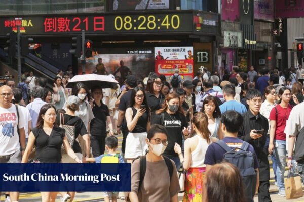 173 Hongkongers allegedly splashed with bodily fluids in public over past 8 months