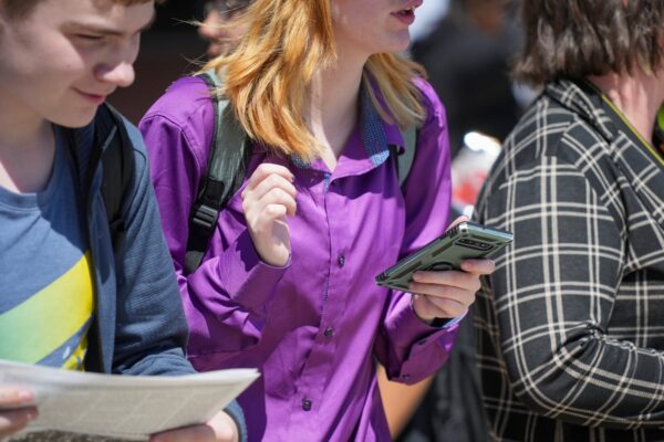 Utahns share why cellphones should — or shouldn’t — be banned in schools