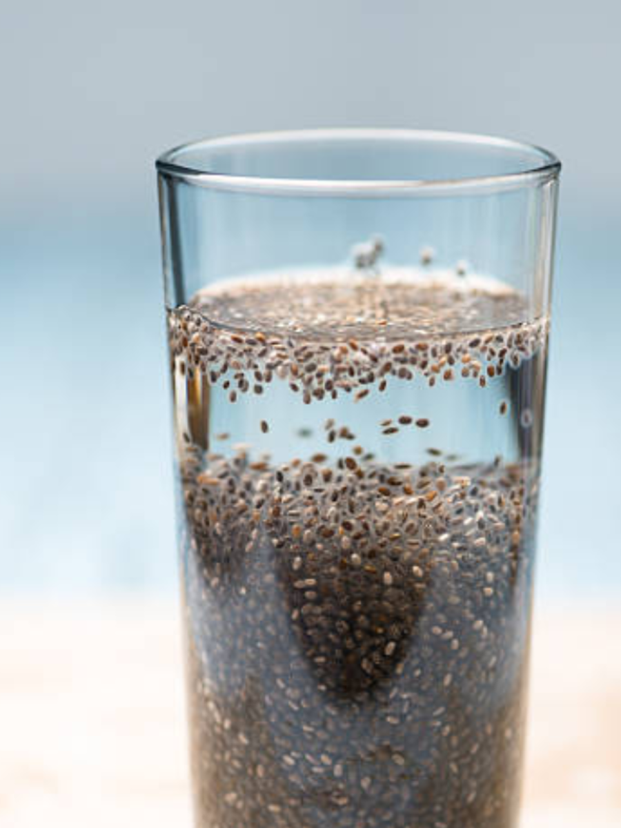 9 healthy reasons to eat soaked chia seeds everyday