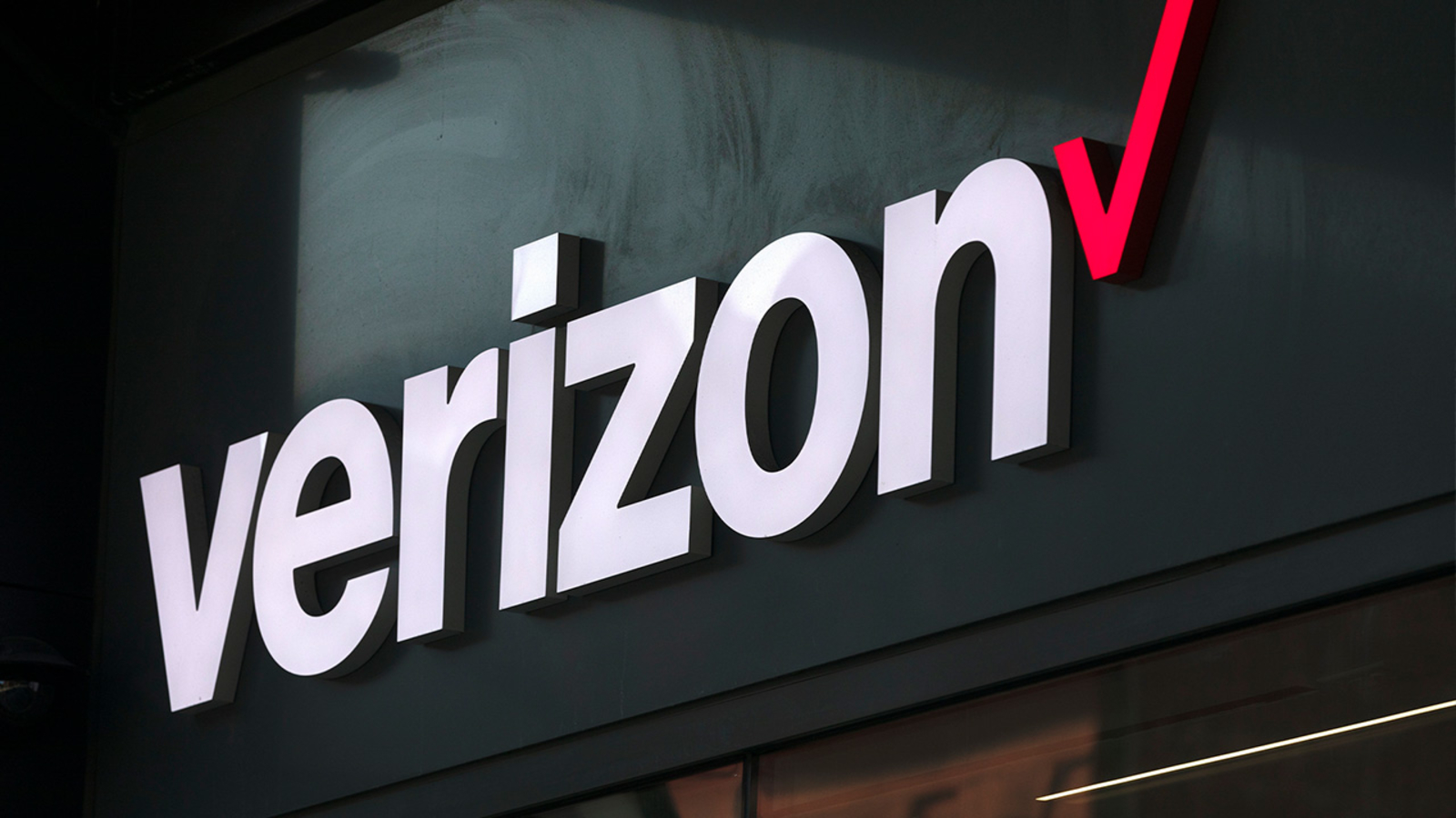 Verizon outage: Customers experience problems as second outage in one week, according to downdetector.com
