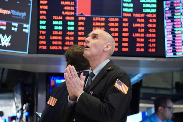 Dow Suffers Worst Day In A Month Amid Rising Bond Yields, Oil Prices