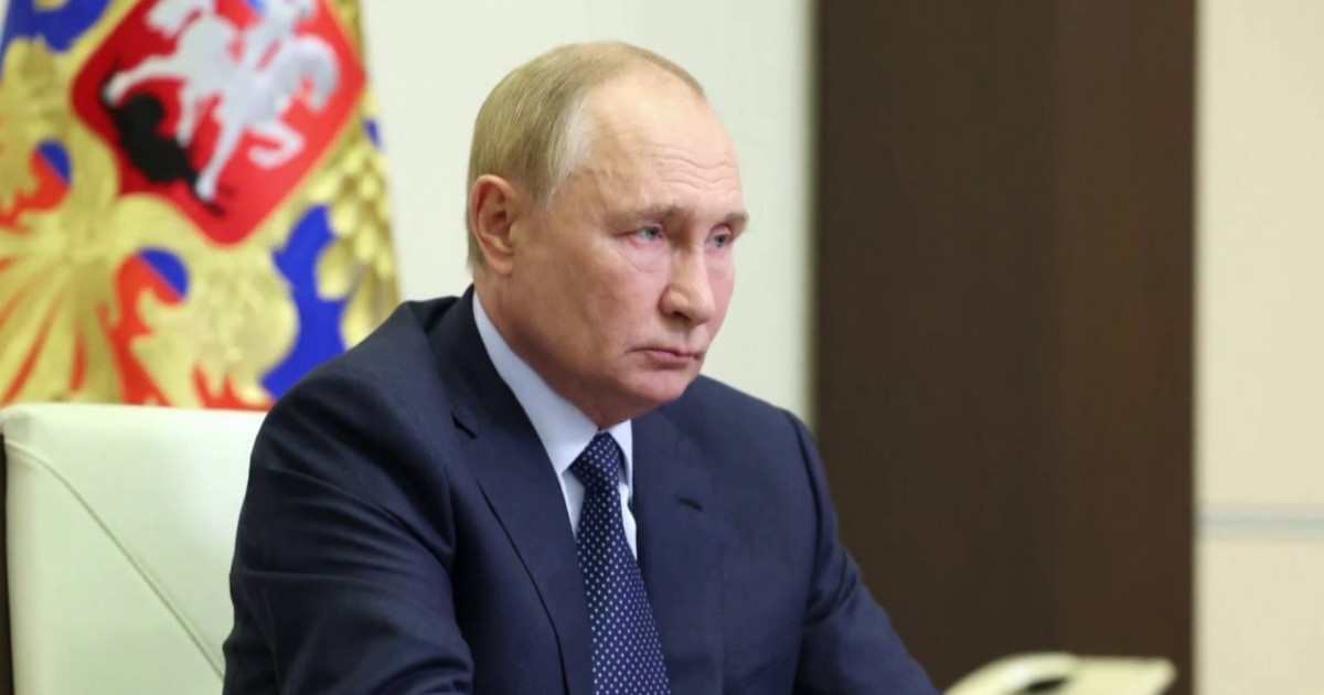 Kremlin reportedly says Trump sent Covid testing machines to Putin during pandemic
