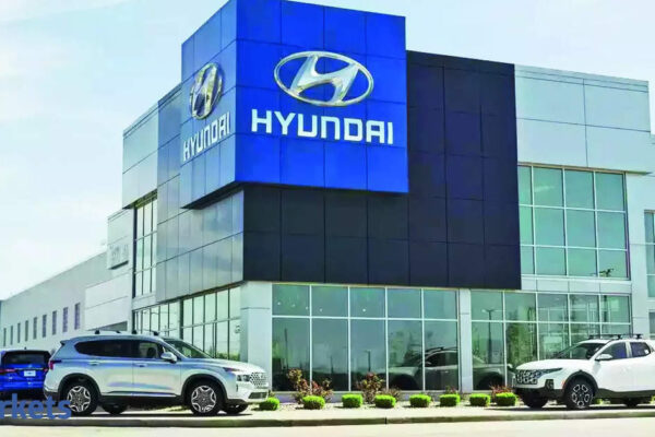 Hyundai Motor India stock debuts at 1.5% discount over issue price