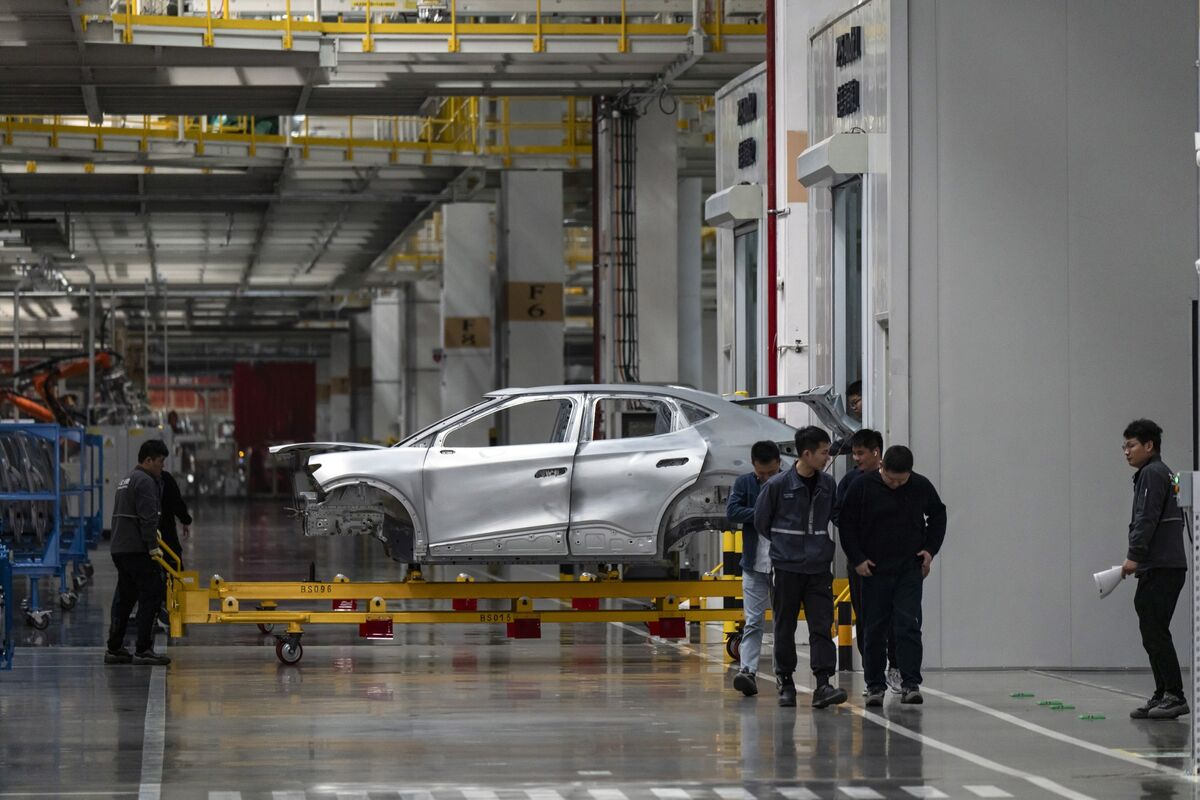 EU Set To Go To China To Explore Alternative To EV Tariffs