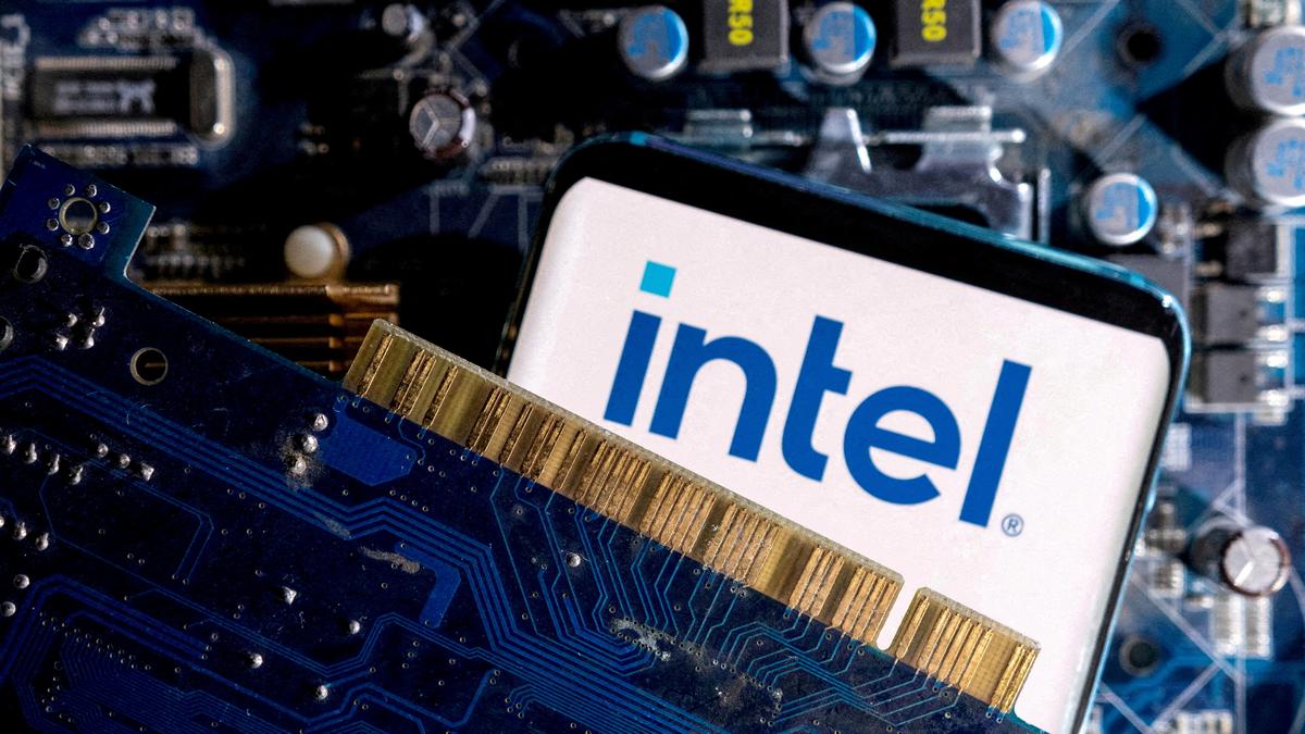 Chinese cyber association calls for review of Intel products sold in China