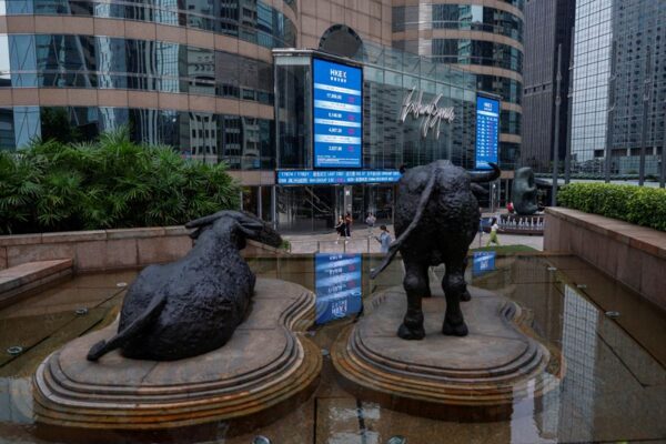 China stock frenzy gets a wet blanket