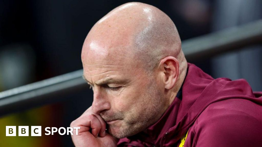 A pensive England interim manager Lee Carsley during the Wembley defeat against Greece