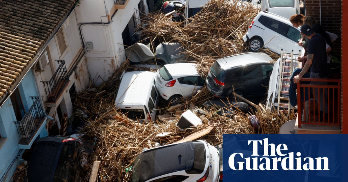 ‘It was a trap’: flood alert came too late for residents of Paiporta, Spain | Spain