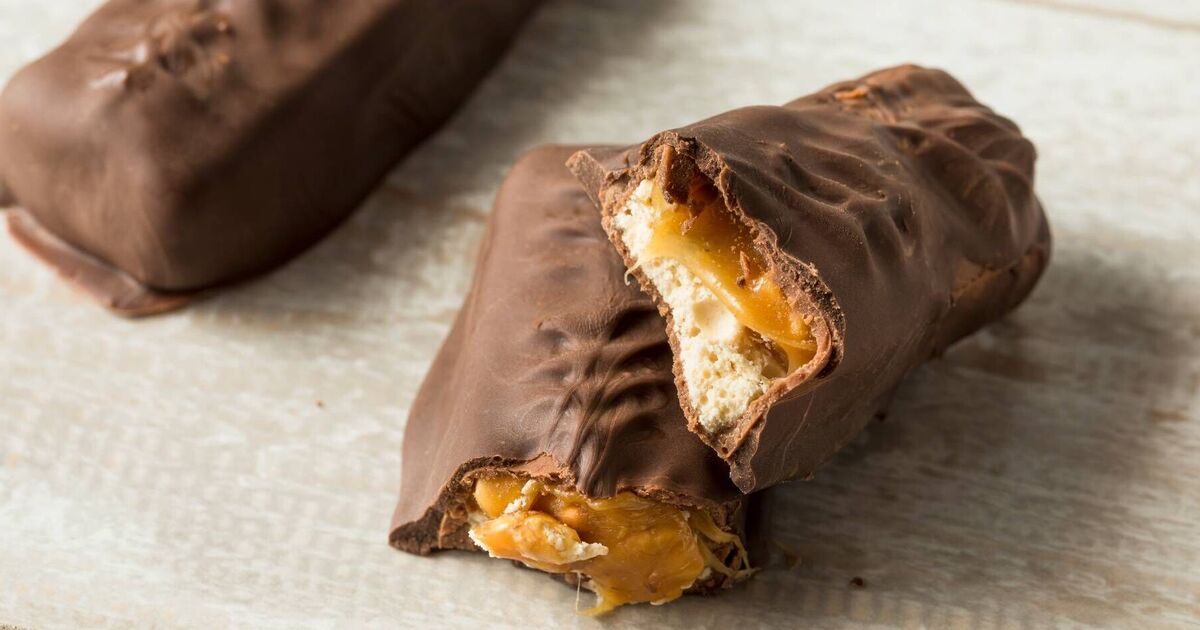 Whip up healthy Twix bars recipe that doesn't require any baking