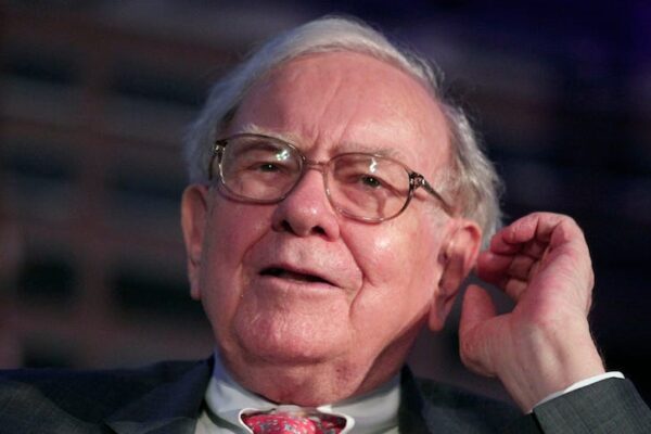 Warren Buffett's Berkshire Website Looks Like Dot-Com Relic, on Purpose