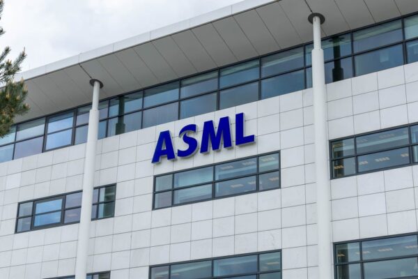 Dow and Nasdaq slump as ASML reports weak earnings