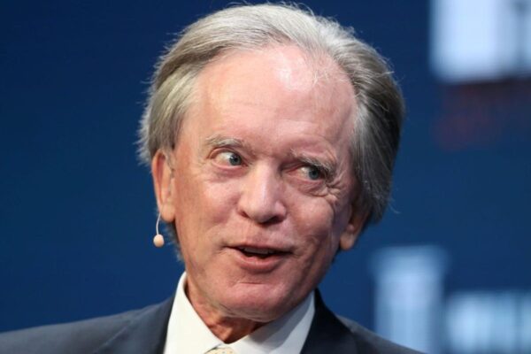 Billionaire 'Bond King' Bill Gross recommends 4 defensive investments for a bull market he sees losing steam