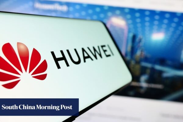 Key lawmakers push to cut off Huawei suppliers from US chip gear