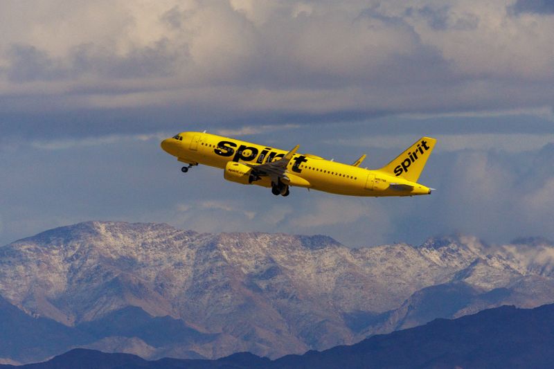 Frontier, Spirit Airlines revive merger talks, WSJ reports