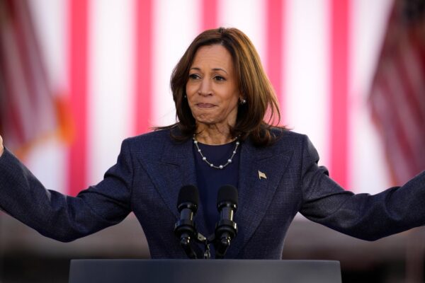 Elon Musk blasts US media ‘puppets’ for Kamala's Fox interview coverage, ‘exact same words every time’