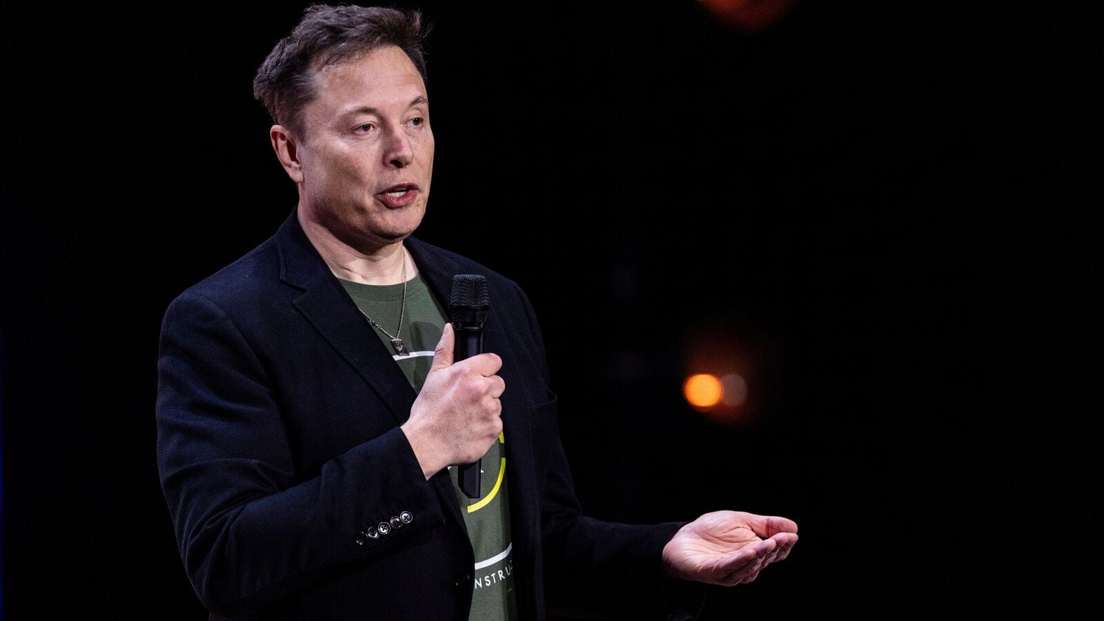 Elon Musk’s wealth jumps to $270.3 billion on Tesla’s 22% gain — its biggest in a decade