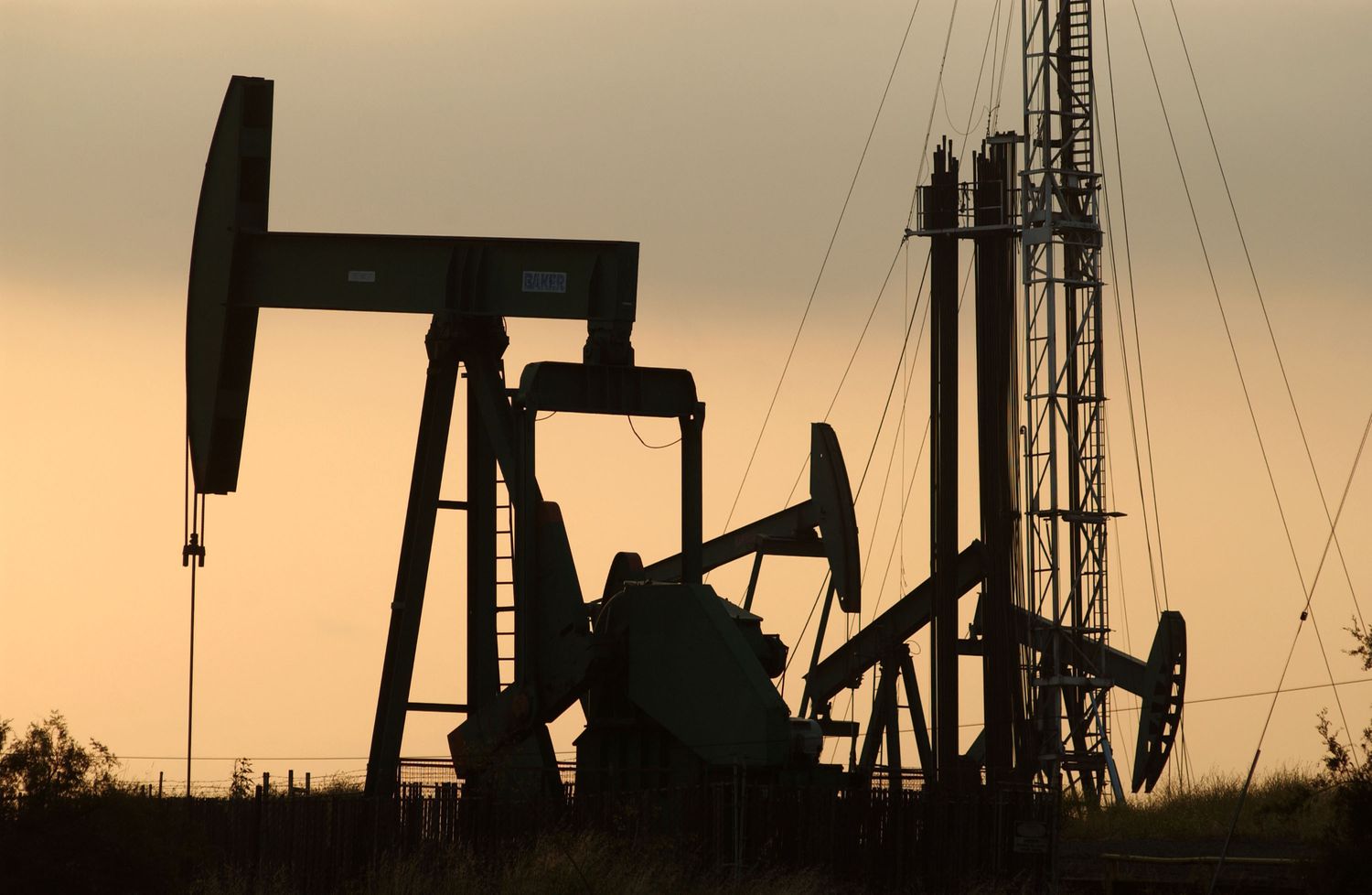 Oil Prices Keep Rising As Middle East Concerns Grow