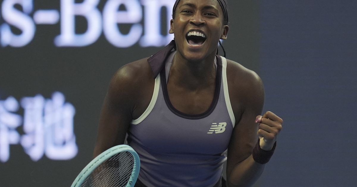 Gauff rallies to reach China Open final and Sinner, Alcaraz and Djokovic win in Shanghai