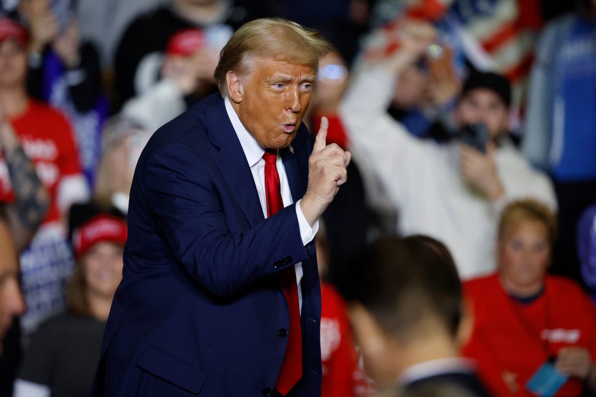 Trump slams Biden for supposedly calling MAGA garbage – hours after he called entire US a ‘garbage can’
