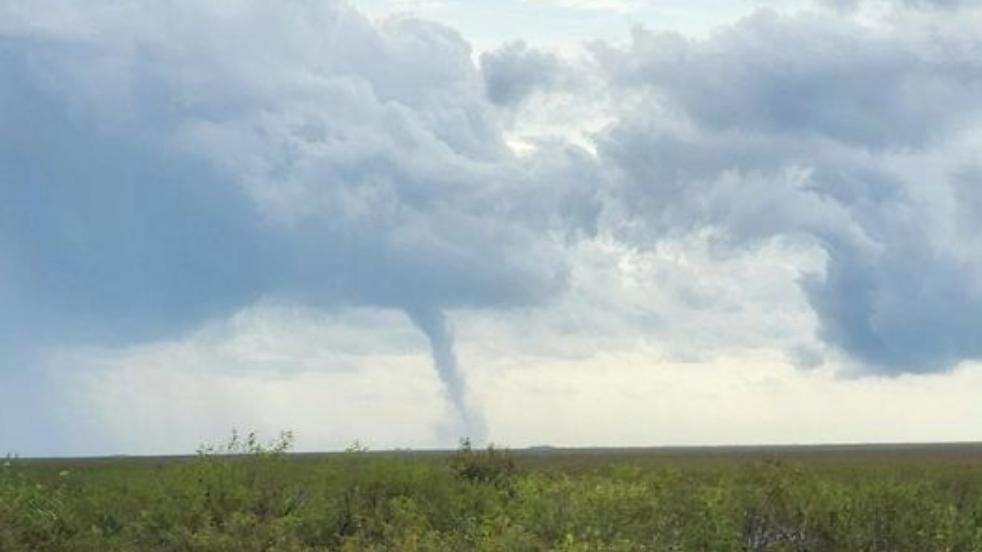 Tornado confirmed in Southwest Florida; Hurricane Milton maintains collision course with Florida's Gulf Coast