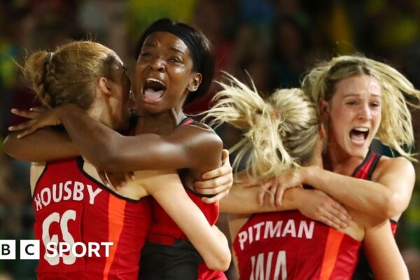 England's netballers celebrate winning gold at the 2018 Commonwealth Games