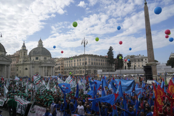Italian autoworkers go on strike, as troubled Stellantis faces pressure over production plans Italian autoworkers go on strike, as troubled Stellantis faces pressure over production plans