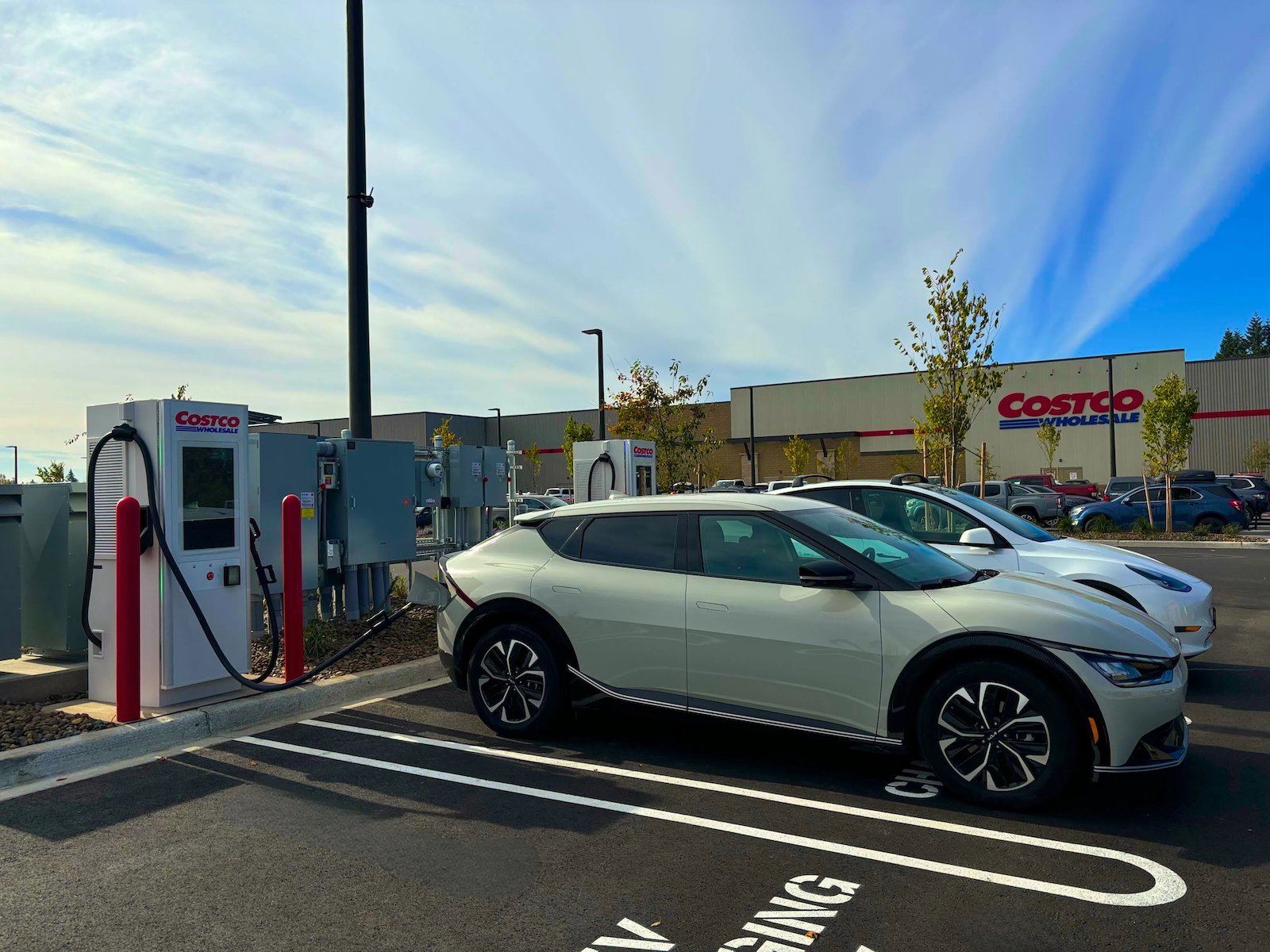 Costco Enters EV Charging Market with Branded DC Fast Chargers