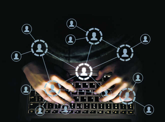 130 lost mobile phones returned to owners by cyber cell in Faridkot