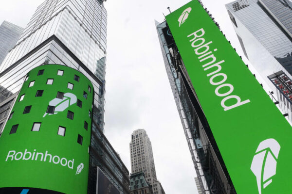 Robinhood announces first investor day date, stock jumps Robinhood announces first investor day date, stock jumps