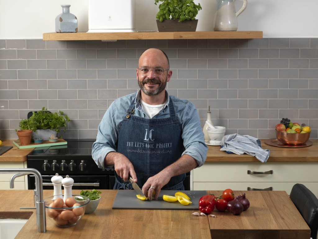 Livestreamed, family cookalong to learn about healthy eating this half term