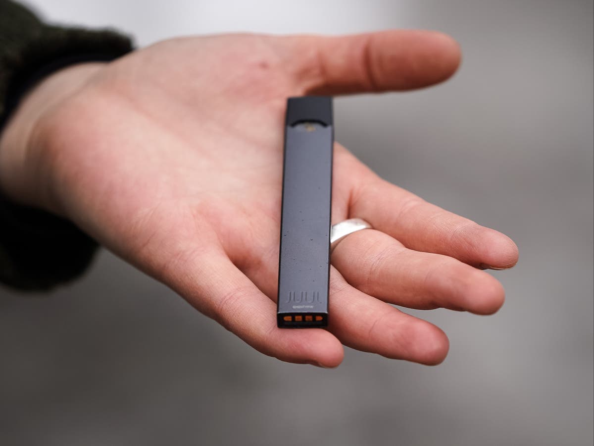 Gen Z reacts to unexpected payouts from Juul class-action lawsuit: ‘Just woke up to $1,600’