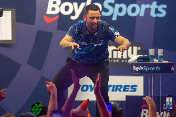 World Grand Prix: Luke Humphries produces five-star display to set up a final against Mike De Decker | Darts News