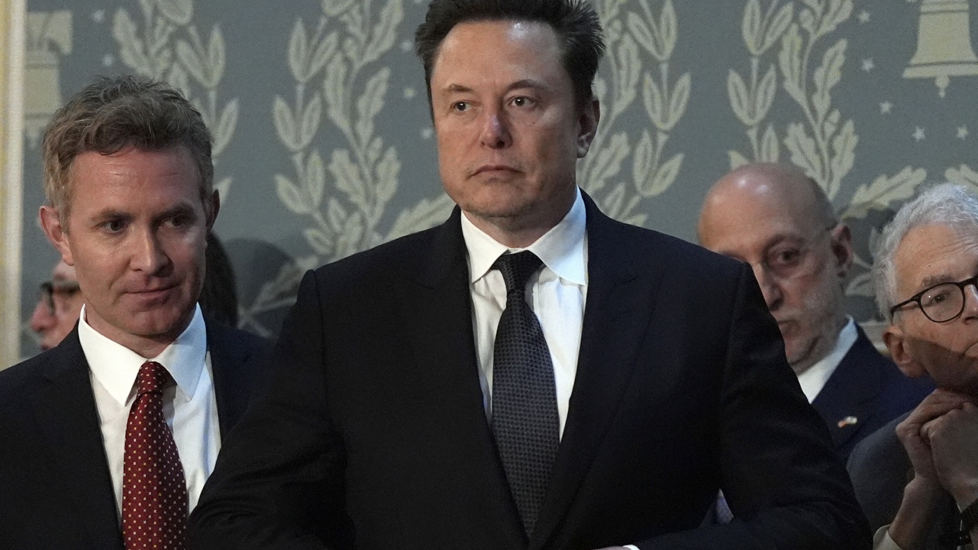 New records show Texas judge on Elon Musk X case didn't sell his Tesla shares after taking the suit : NPR
