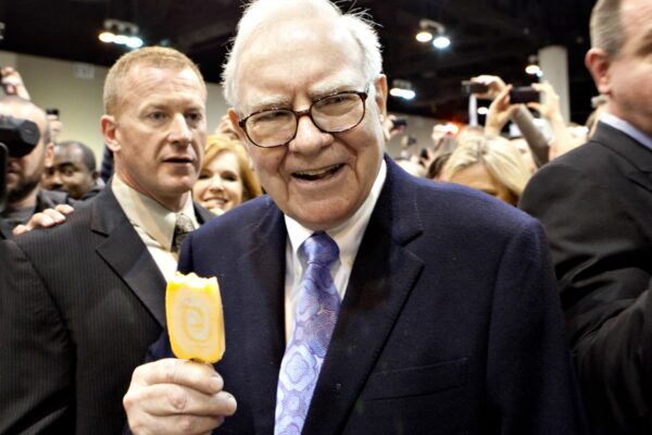 Buffett's new pizza investment a perfect fit in Berkshire's portfolio