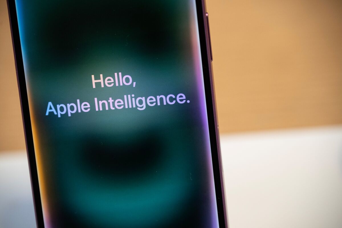 Apple Disappoints, Amazon Reassures as Tech Giants Chase AI