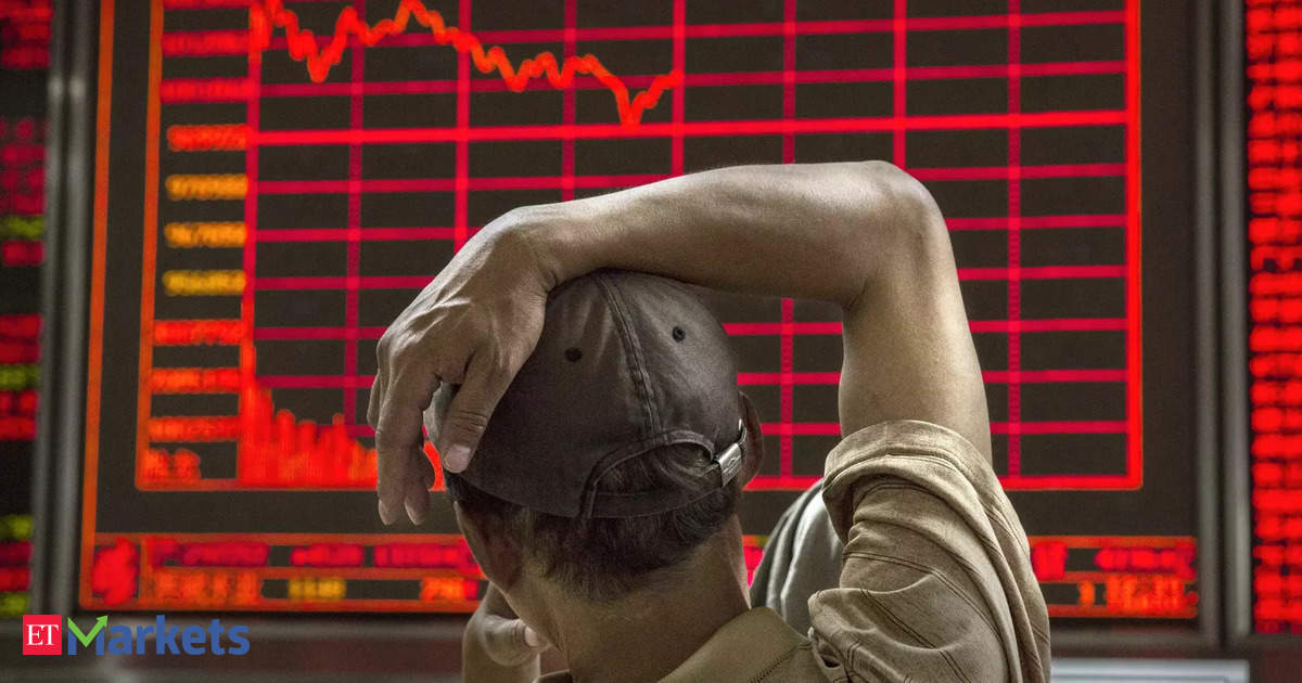 China stocks wobble, HK down as investors focus on US election counting