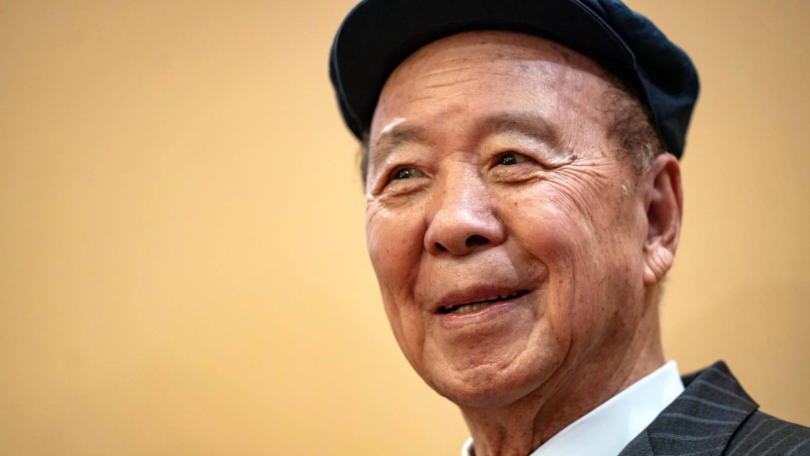 Billionaire Lui Che Woo, Founder Of Macau Casino Operator Galaxy And Property Developer K. Wah, Dies At 95