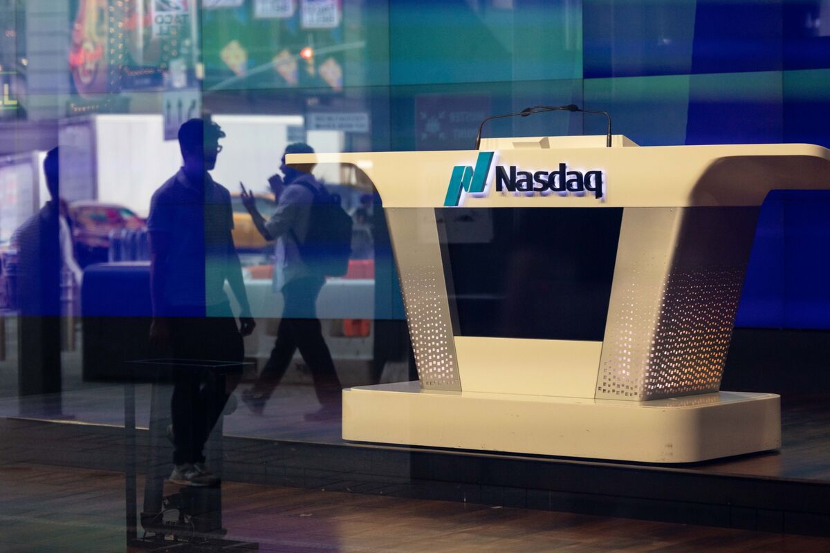 Nasdaq 100 Halts Five-Day Slide Thanks in Part to Tesla