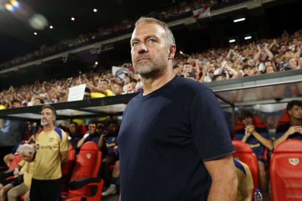 Barcelona players disconnect affecting form Hansi Flick