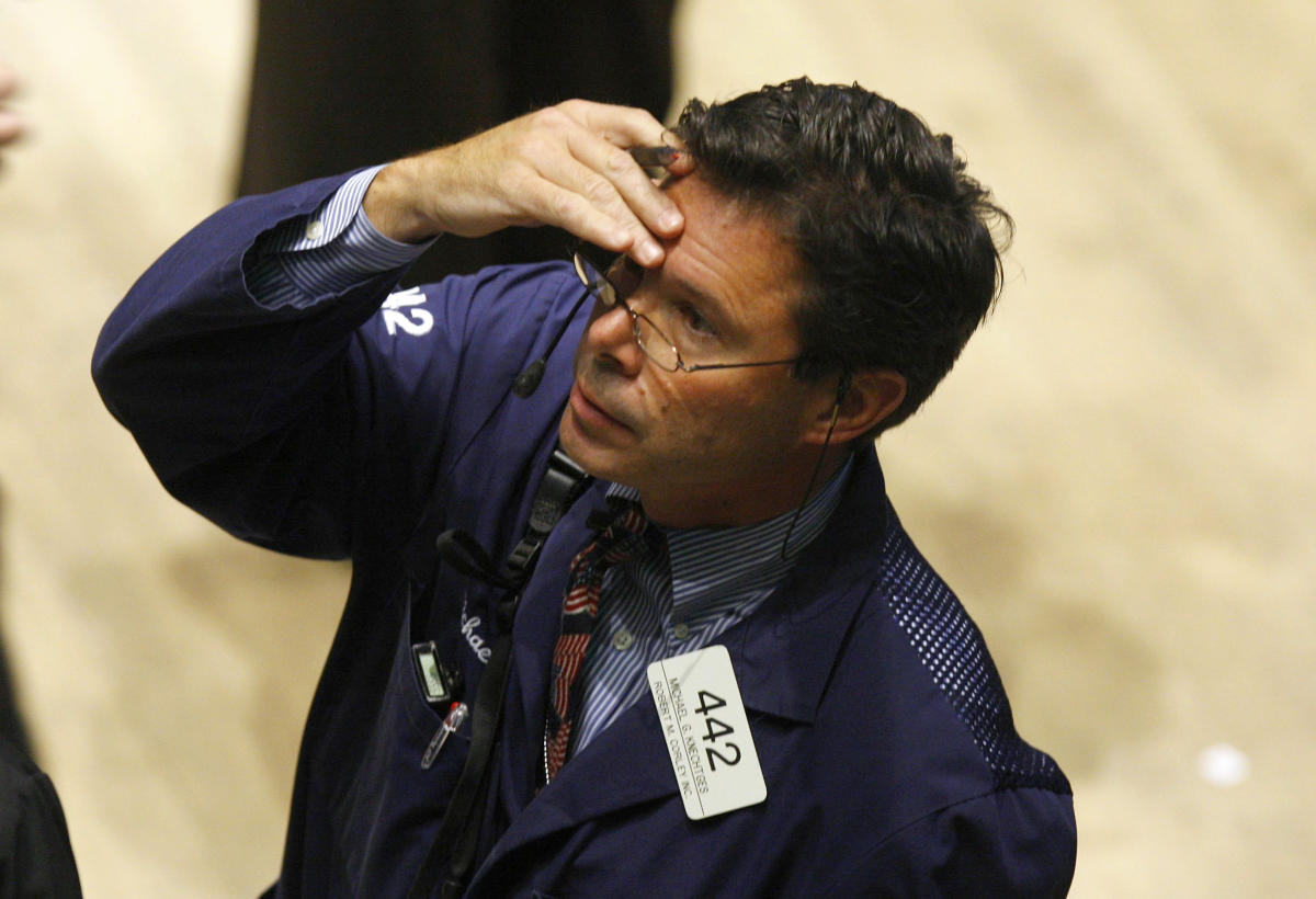 Dow slides as S&P 500, Nasdaq bounce back from losses after Russia-Ukraine tensions rattle markets