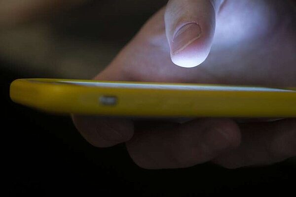 Titan Learning Academy will participate in student cell phone restriction pilot program