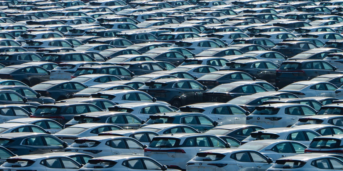 China Is Selling Record Numbers of Cars in Russia